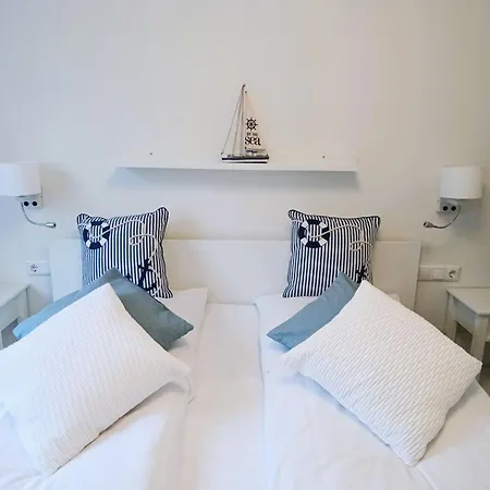 Hotel Rosenhof 02 *